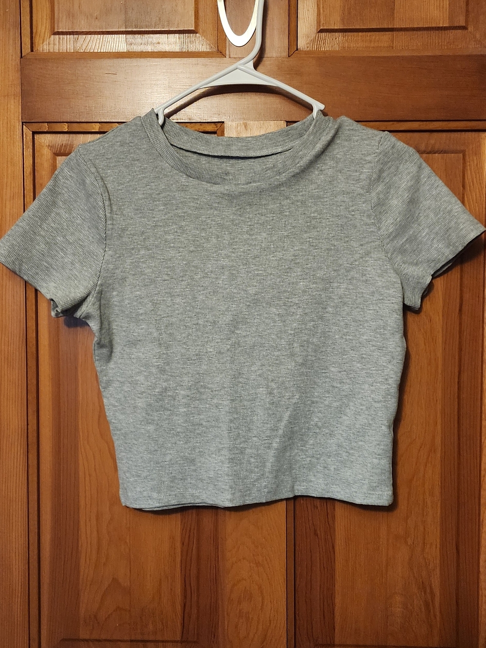 Women’s Short Sleeve Grey Ribbed Tee